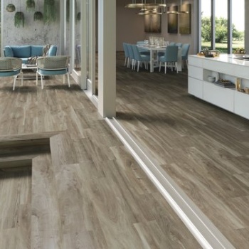 Belfast Walnut 29,5 x 120 cm.