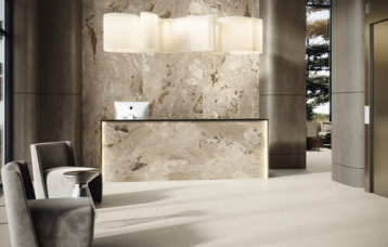 Revestimiento Nomad 120x280. Pavimento Brera Sand 120x120 cm.